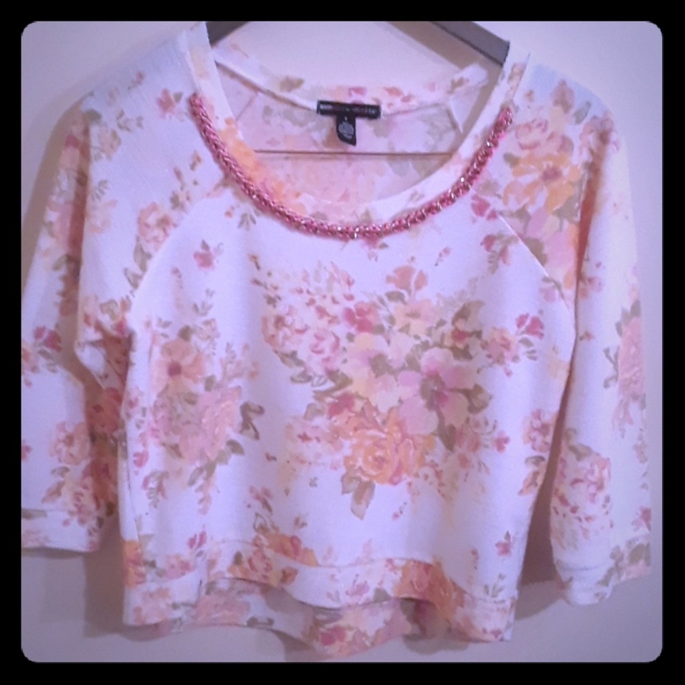 Spring Blouse-beautiful metal design around neck